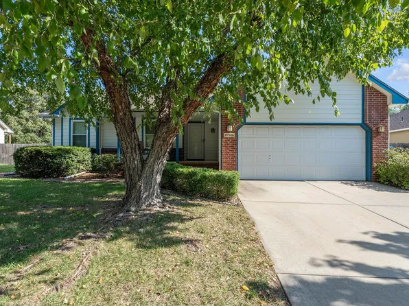 10506 W Taft St, Wichita, KS 67209