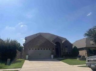 9105 Brook Hill Ln, Fort Worth, TX 76244