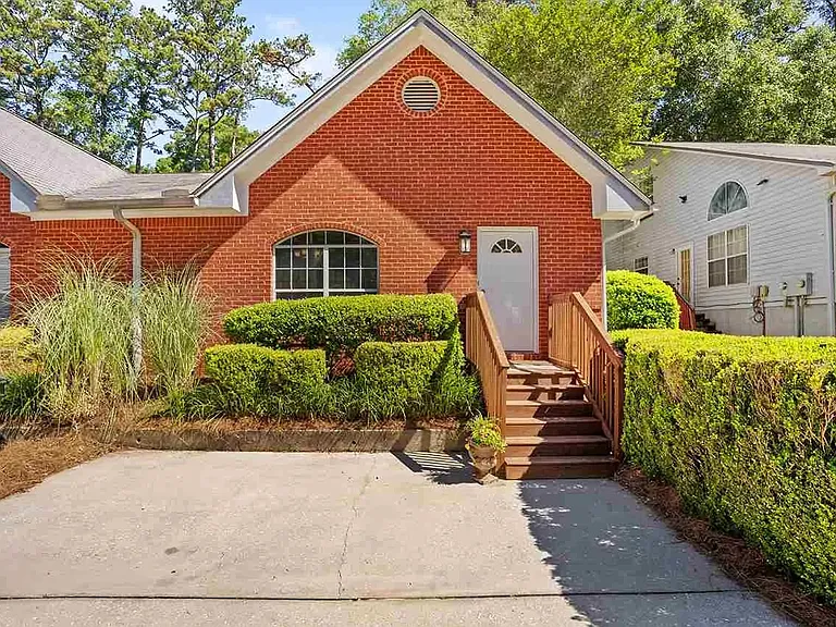 3498 Chatelaine Ct — Photo 2