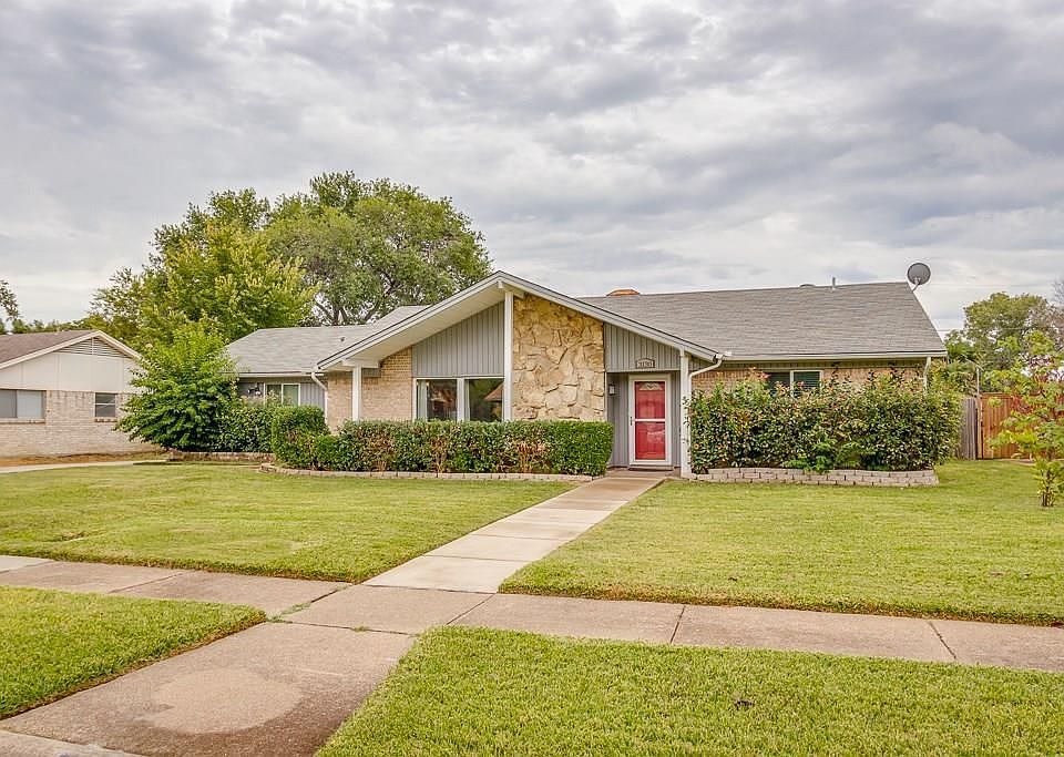 1st image of 3130 Palmdale Cir