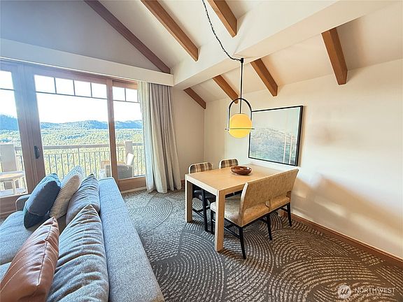 3rd image of 3600 Suncadia Trail #5037