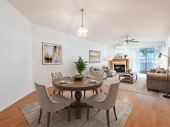 4th image of 10584 153rd St #205