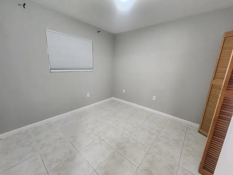 5350 W 21st Ct #203 — Photo 10