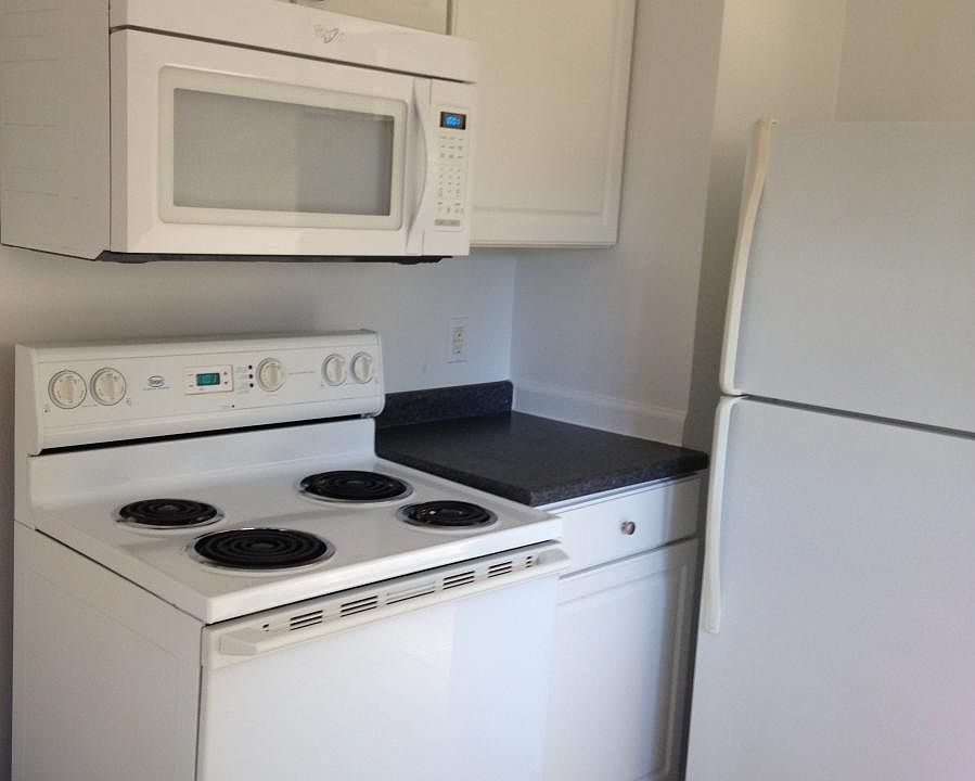 1st image of 1411 Rosewood St APT 1