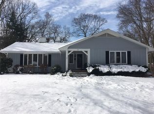 12 Forrestal Dr, Westerly, RI 02891