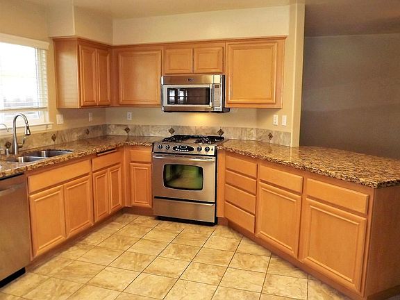 5th image of 873 Tanis Pl