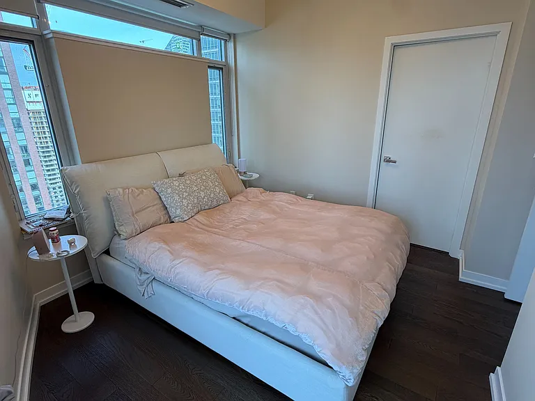 21 Widmer St #3706 — Photo 25