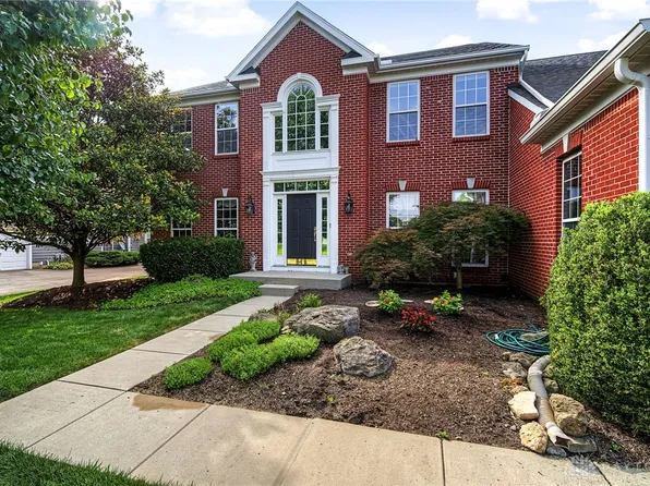 1050 Star Valley Ct, Dayton, OH 45458