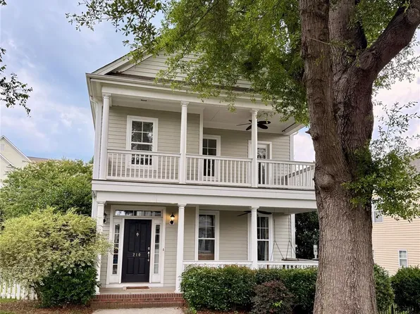 210 Wesleyan Dr, Mc Adenville, NC 28101