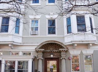 1305 E Capitol St SE APT 303, Washington, DC 20003