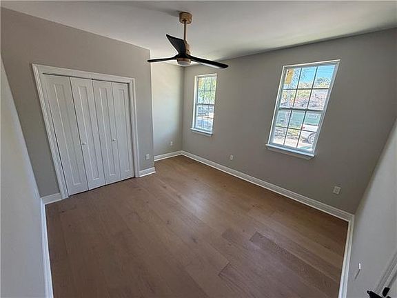 3rd image of 8437 Spruce St