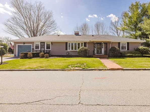 345 Bourn Ave, Somerset, MA 02726