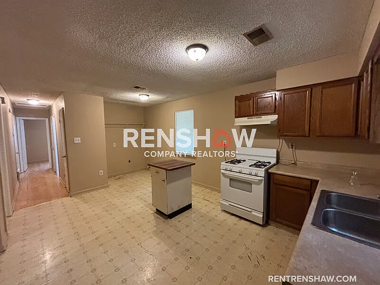 3257 Garver Rd — Photo 4