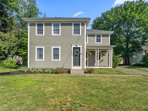 225 Commonwealth Rd, Wayland, MA 01778