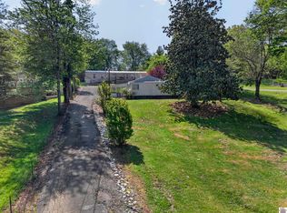 4080 Lovelaceville Rd, Paducah, KY 42001