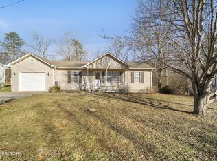 43 Marymont Dr, Crossville, TN 38555