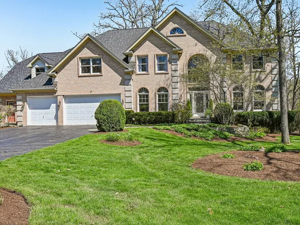 3N681 Trotter Ln, St Charles, IL 60175