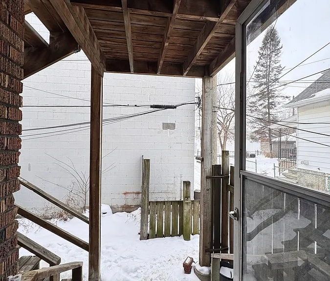 977 Marentette Ave #1 — Photo 14