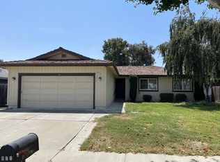 971 Plum Ct, Hollister, CA