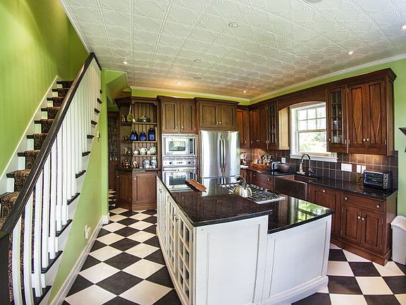 4th image of 209 Lake Placid Club Way