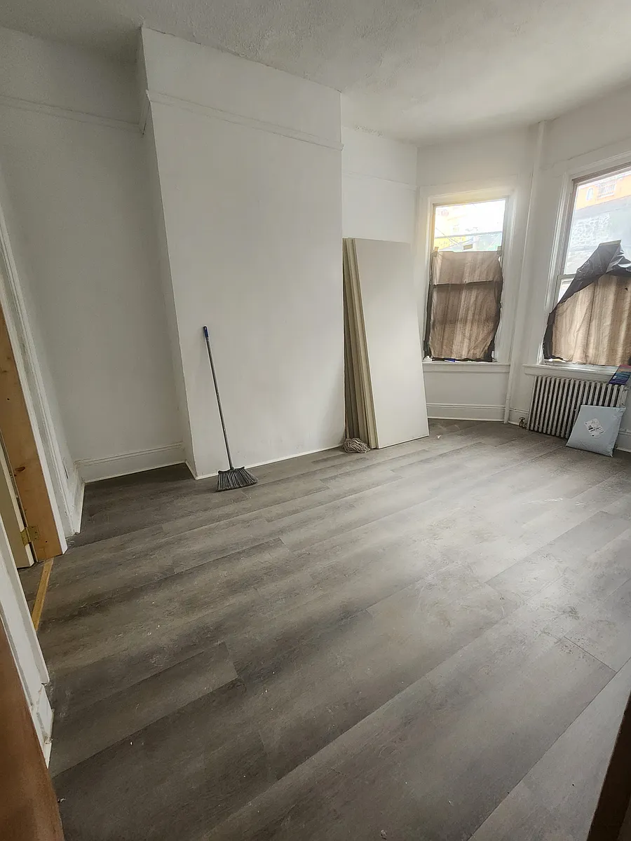 Building Photo - 165 Linden St #1L