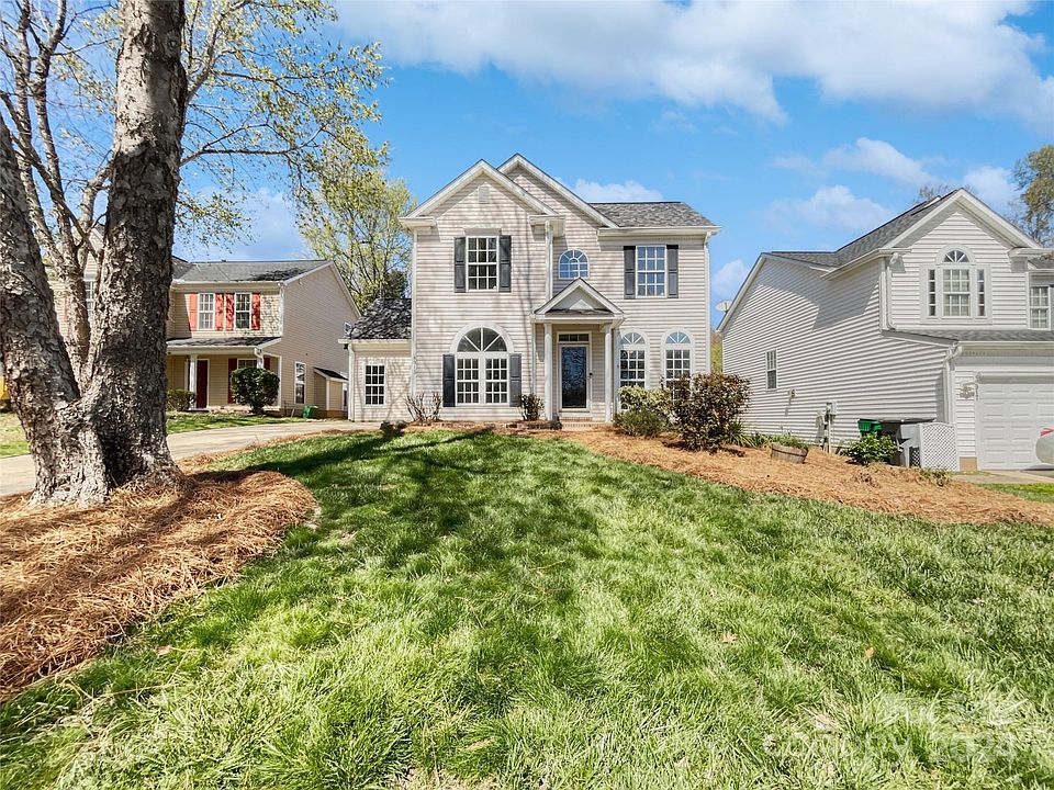 1st image of 8913 Treyburn Dr