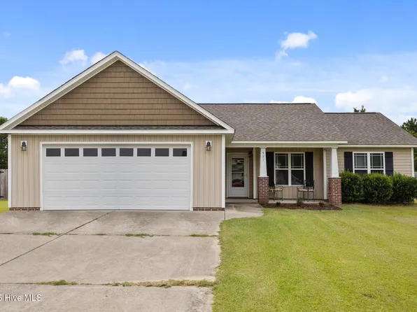 553 Rachel Lane, Grimesland, NC 27837