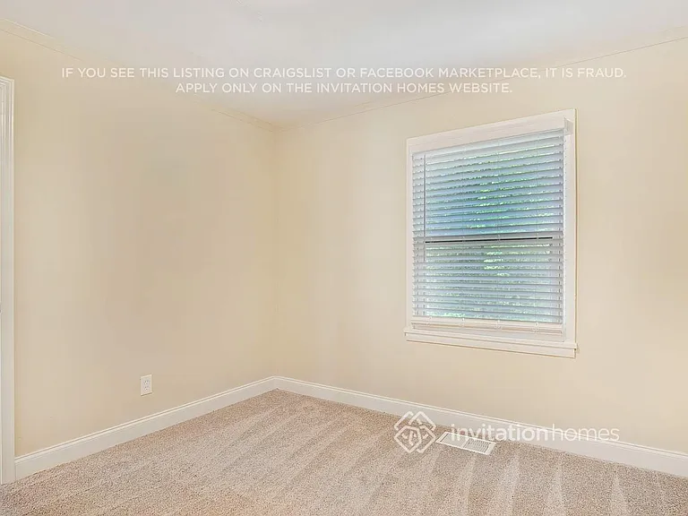 3751 Clovis Ct NW — Photo 10