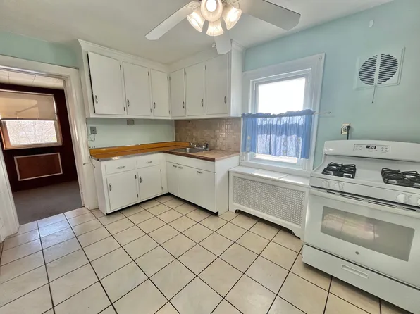 (undisclosed Address), Mamaroneck, NY 10543