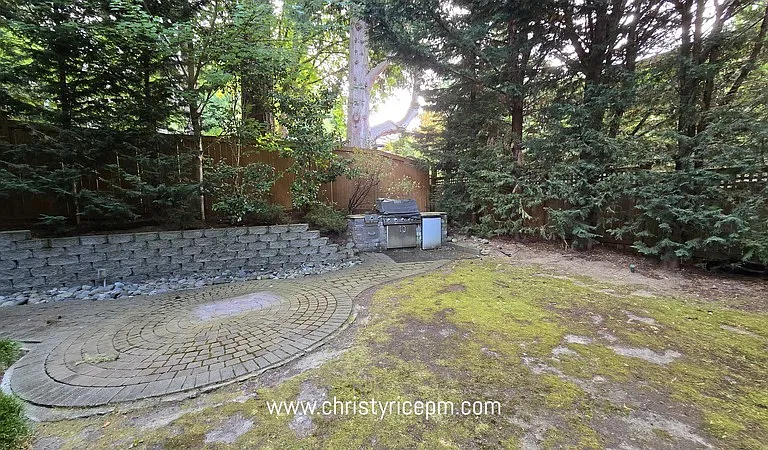 11318 106th Ave NE — Photo 32
