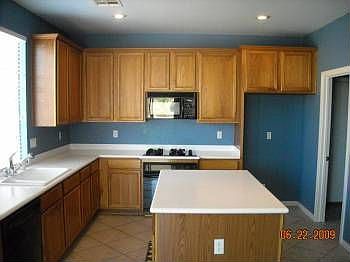 4th image of 709 Lava Falls Dr