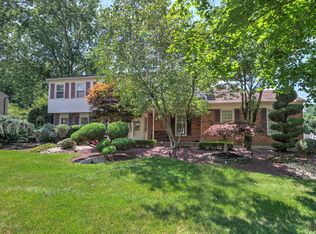 26 Crossridge Cir, Marlboro, NJ 07746