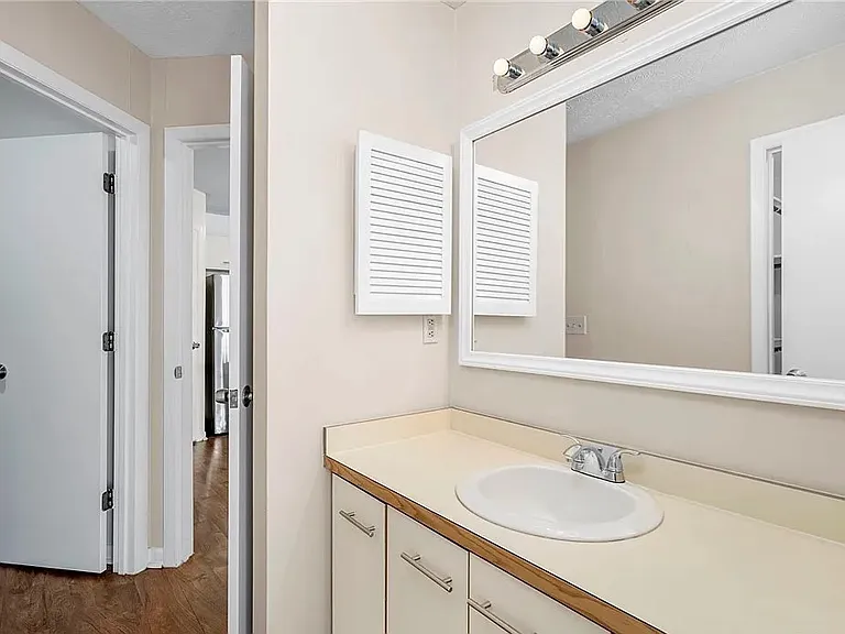 1006 Brookhollow Dr #9 — Photo 15