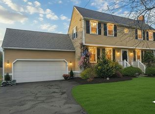 4 Ocean Ave, Newburyport, MA 01950