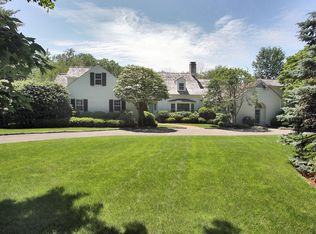 2 Ox Ridge Ln, Darien, CT 06820