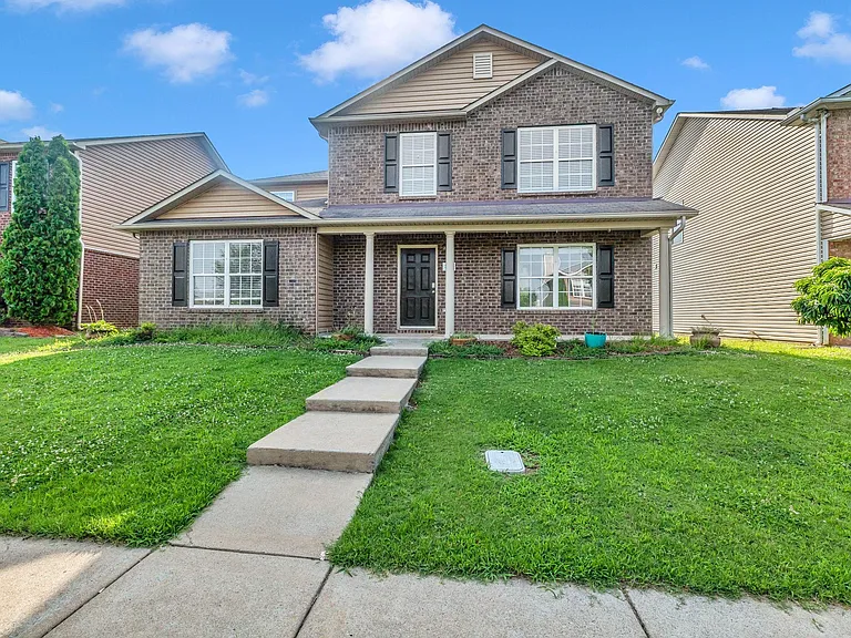 3418 Blaze Dr — Photo 2