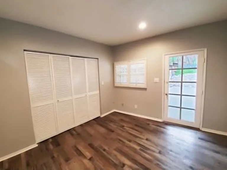 533 Sturtevant Dr #1/2 — Photo 10