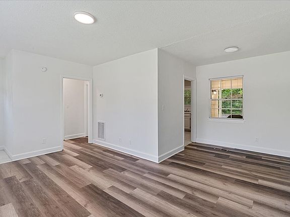 5th image of 1719 S Seminole Dr