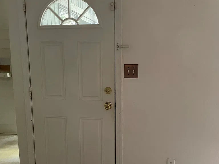 800 Fox Run Ave #4 — Photo 11