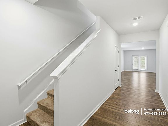 4th image of 8279 Bluewater Dr