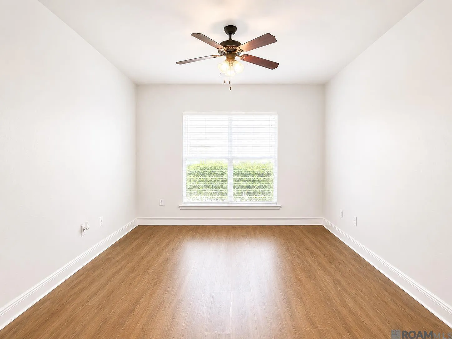 2 bed, 1219 sqft, $1,600 — Photo 3