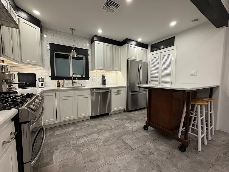 3981 E Desmond Ln — Photo 25