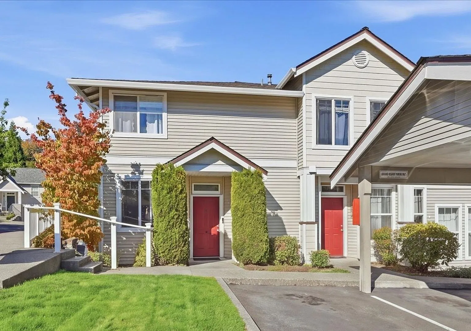 2Bd/1.5Ba Lynnwood Townhome — Photo 1