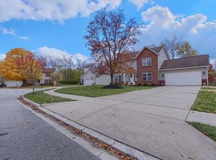 220 Chesterville Ct, Canal Winchester, OH 43110
