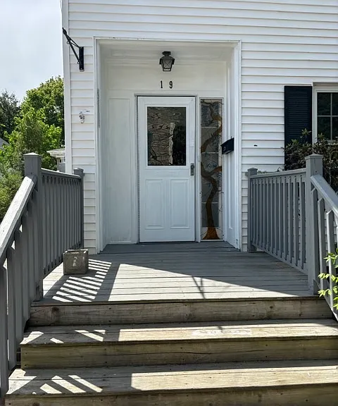 19 Lincoln St #1 — Photo 1