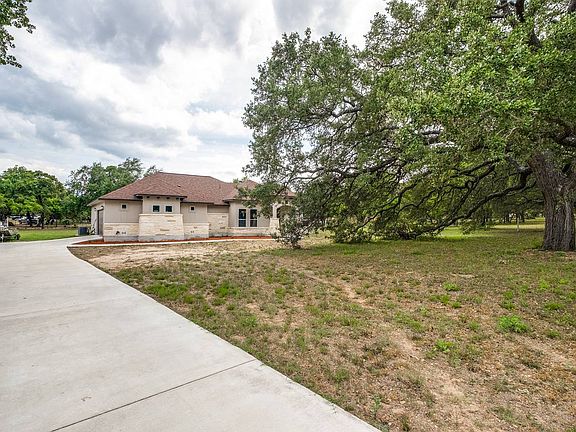 3rd image of 117 County Road 6865