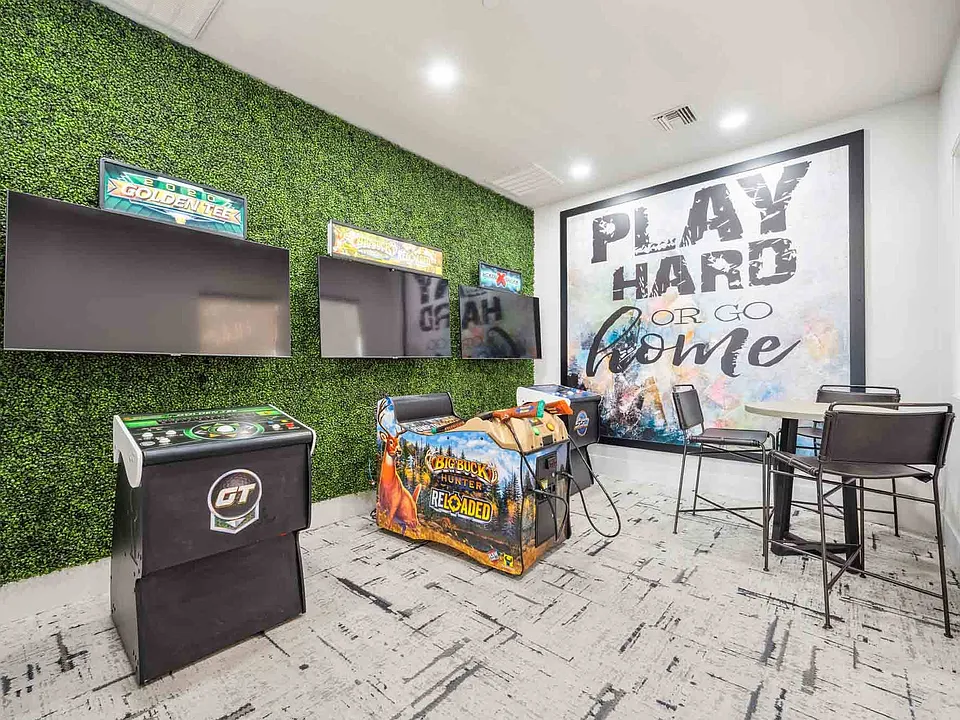 Zone Luxe, Glendale, AZ, Game Room