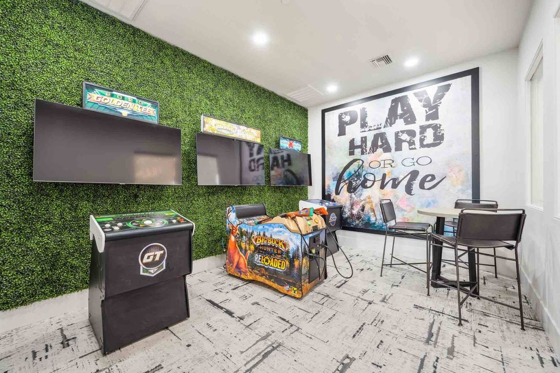 Zone Luxe, Glendale, AZ, Game Room
