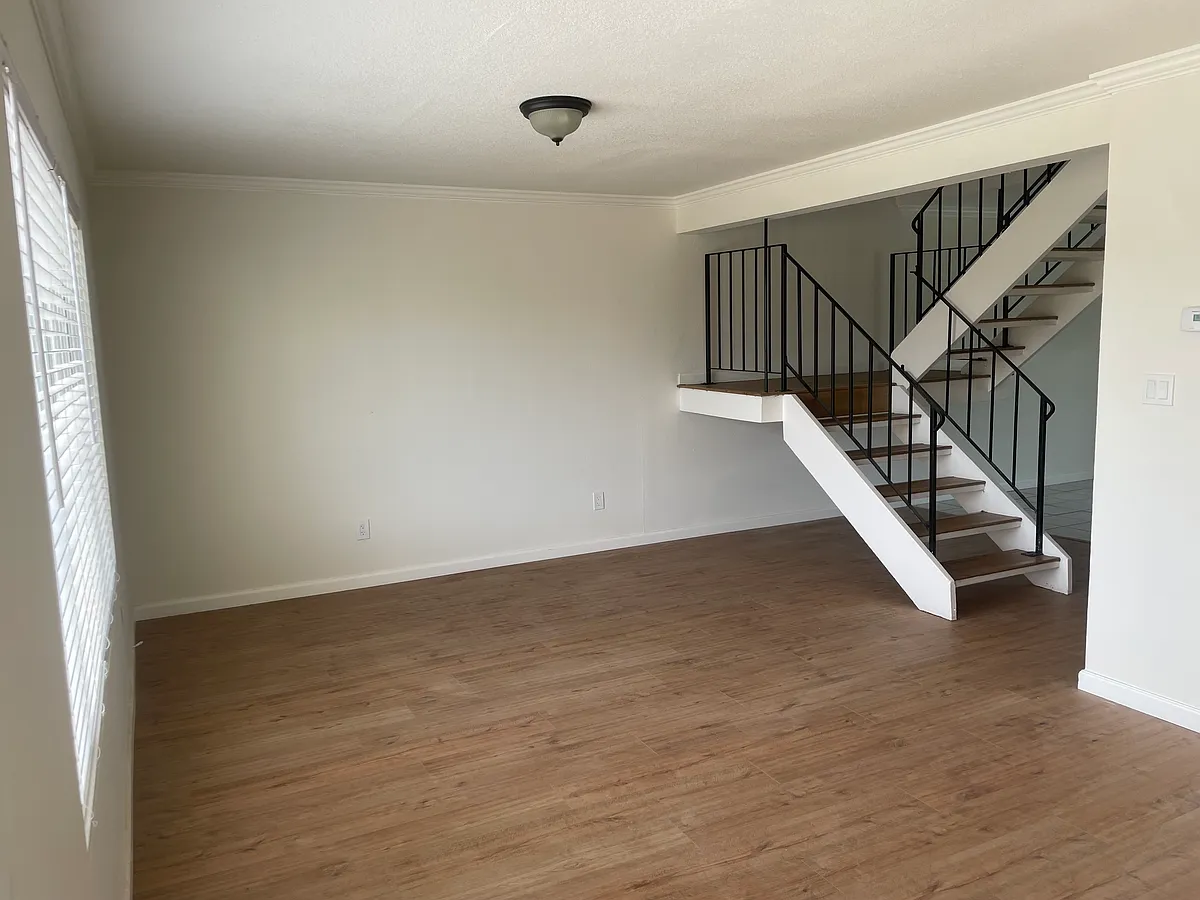 Building Photo - 4066 Weymouth Ln