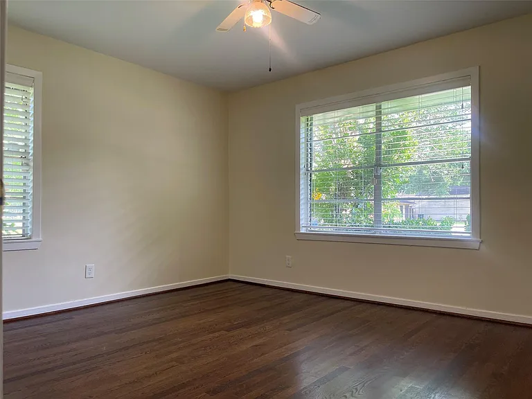 9602 Val Verde St — Photo 41